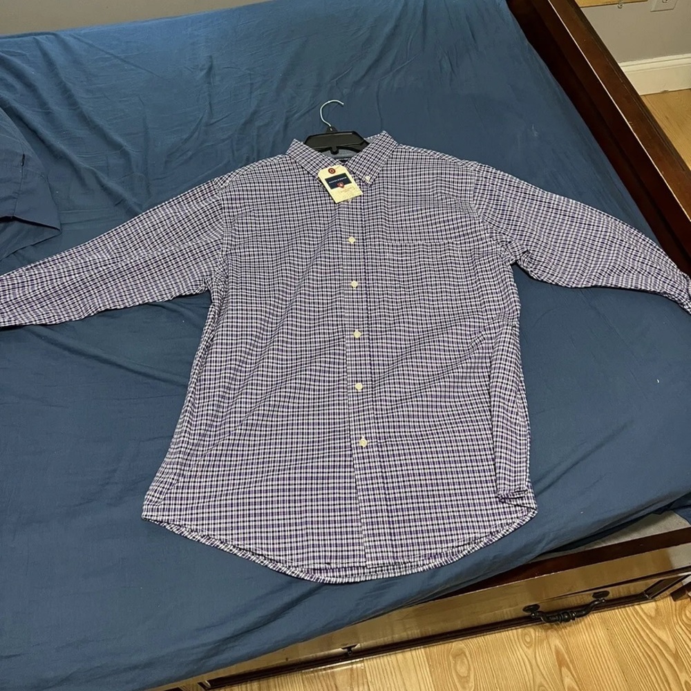 Mens Saddlebreed dresh shirt. Purple theme and brand new with tags. Size large